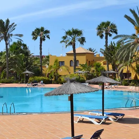 Cosy In Corralejo, Shared Pool, 55 M² *