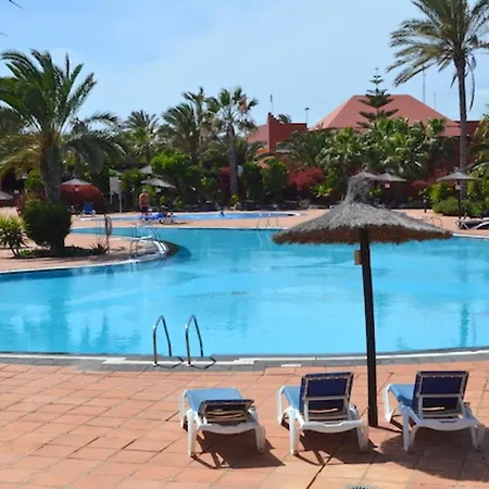 Cosy In Corralejo, Shared Pool, 55 M² *