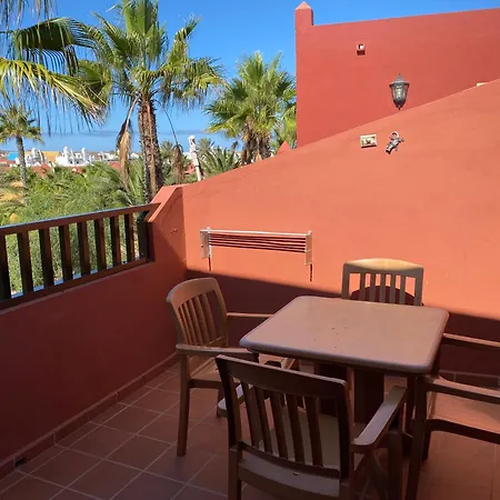 Cosy In Corralejo, Shared Pool, 55 M² *